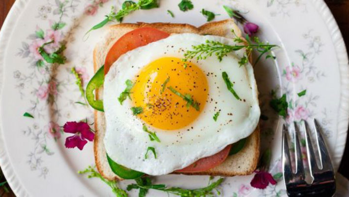 10 нестандартных способов приготовления яиц