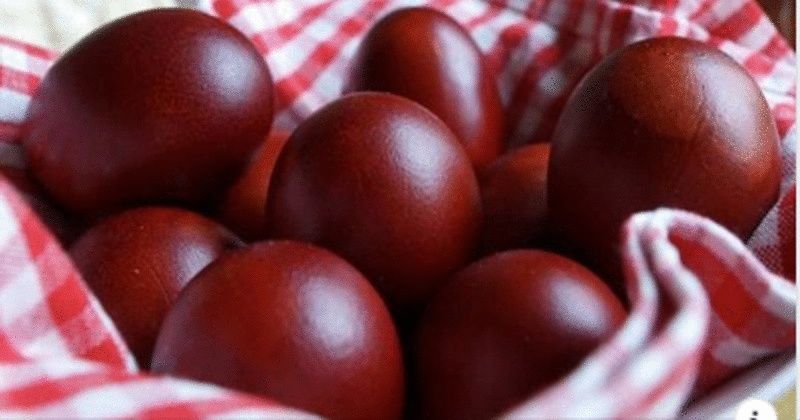 Как красить яйца в луковой шелухе, чтобы не лопнули
