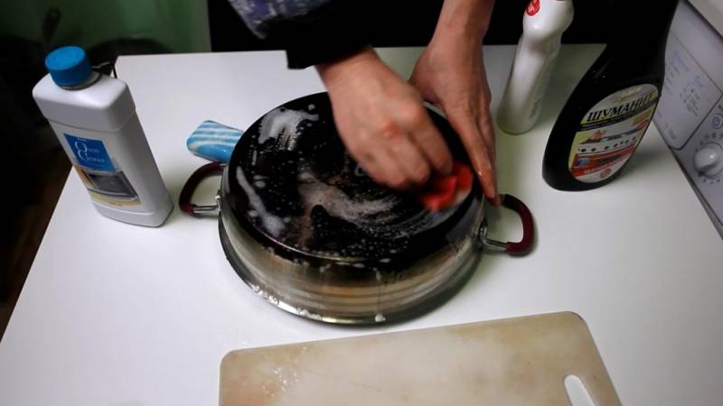 Действенные способы отмыть нагар с посуды