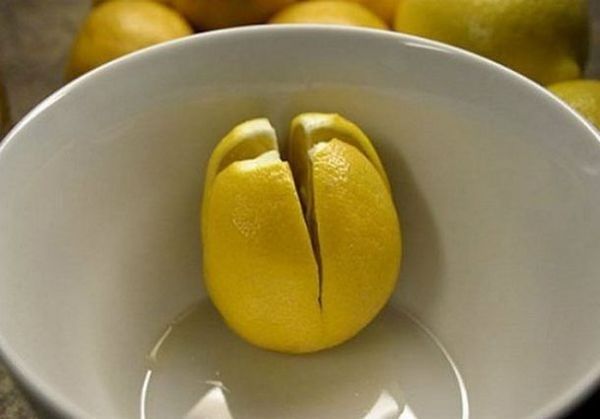 Разрежьте лимон и оставьте его в спальне. Возможно, это спасет Вашу жизнь