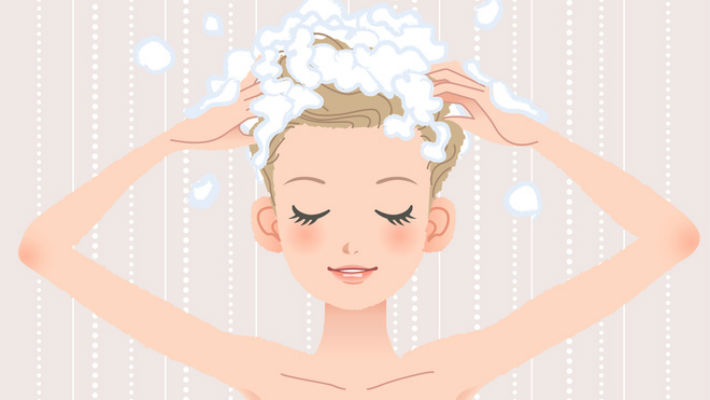 Как правильно мыть голову: 5 советов для роскошных волос