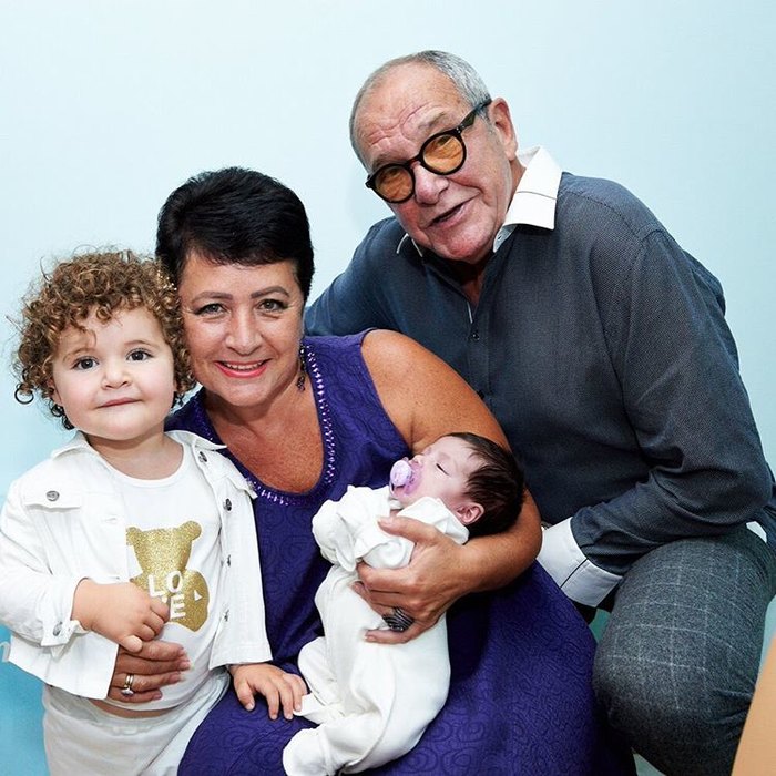 У 79-летнего Эммануила Виторгана родилась еще одна дочь: актер показал малышку