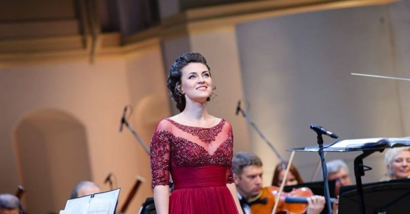 5 самых красивых оперных певиц Москвы и Петербурга