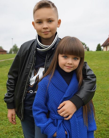 Самые красивые в мире брат с сестрой родом из России